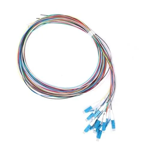 Optimerad rubrik: LWL-Pigtail, 12-adrig LC, UPC Single-Mode Fiberkabel, låg infogningssvinst med keramisk skall, 1, 5 meter — TV och streaming