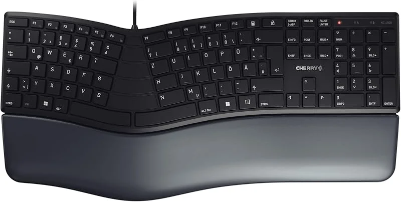 CHERRY KC 4500 ERGO, ergonomiska tangentbord, tysk layout (QWERTZ), trådbunden, vadderat handstöd med minneskum, böjd knappsats, svart — Datortillbehör