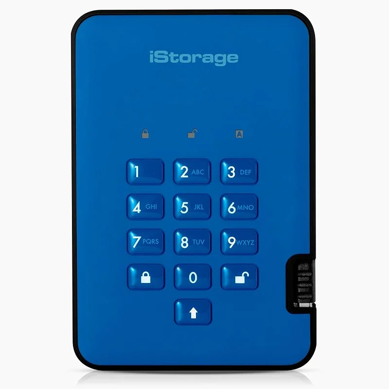 iStorage diskAshur2 SSD 2 TB Blå - Säker portabel SSD-enhet - Lösenordsskyddad - Dammtät och vattentålig - Hårdvarukryptering — Hårvård