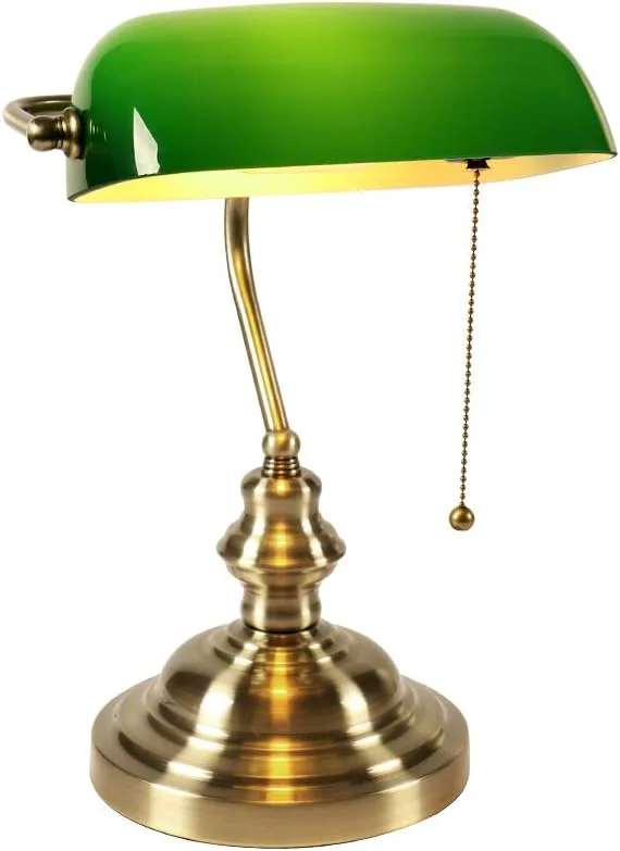 Newrays Bankirer med grönt glas, skrivbordslampa med dragkedjebrytare, plug in-fäste, satinerad mässingsfinish — Hushållselektronik